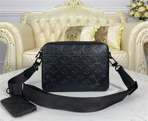 louis vuitton duo messenger bag|louis vuitton duo messenger black.